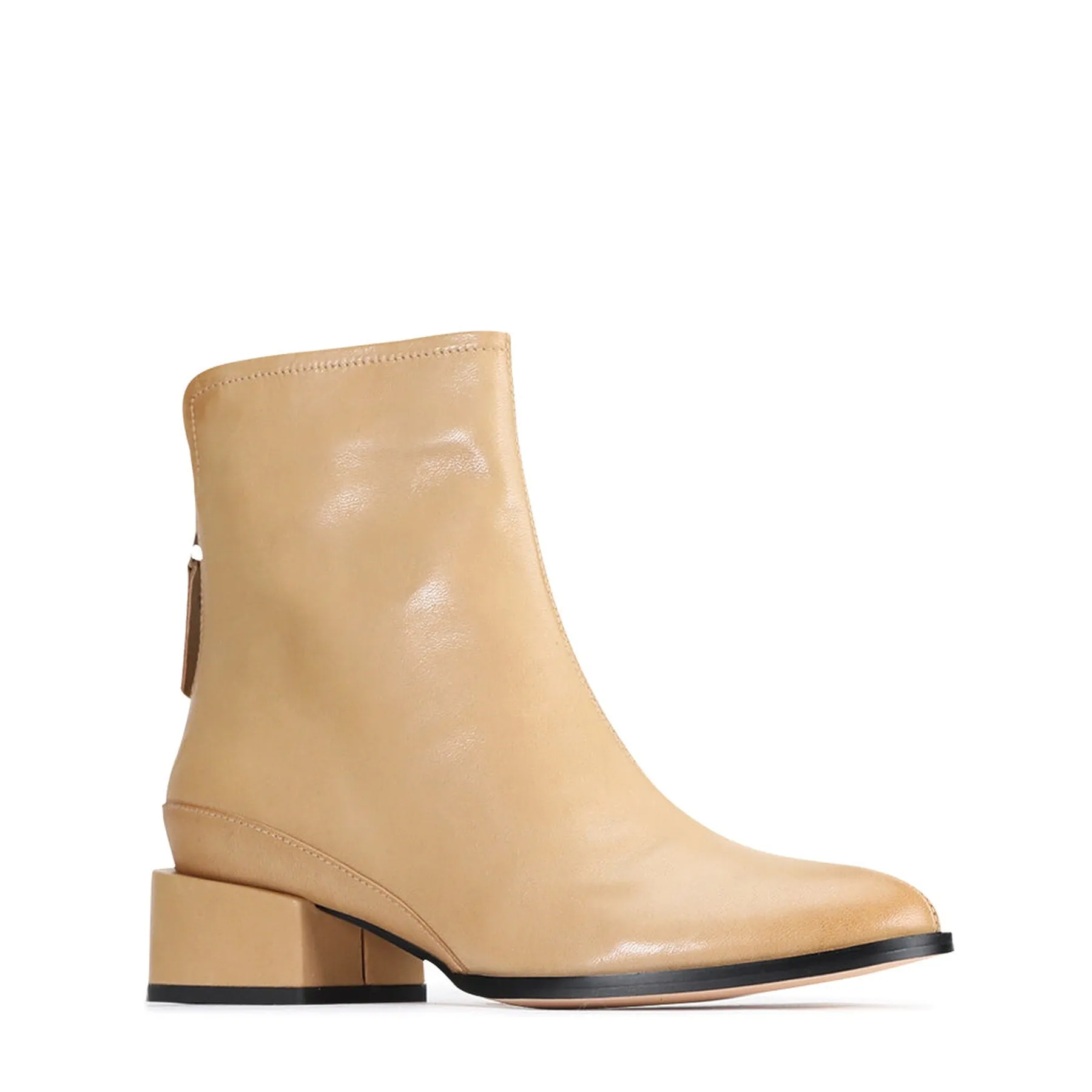 CAST LEATHER ARCHIVE ANKLE BOOT