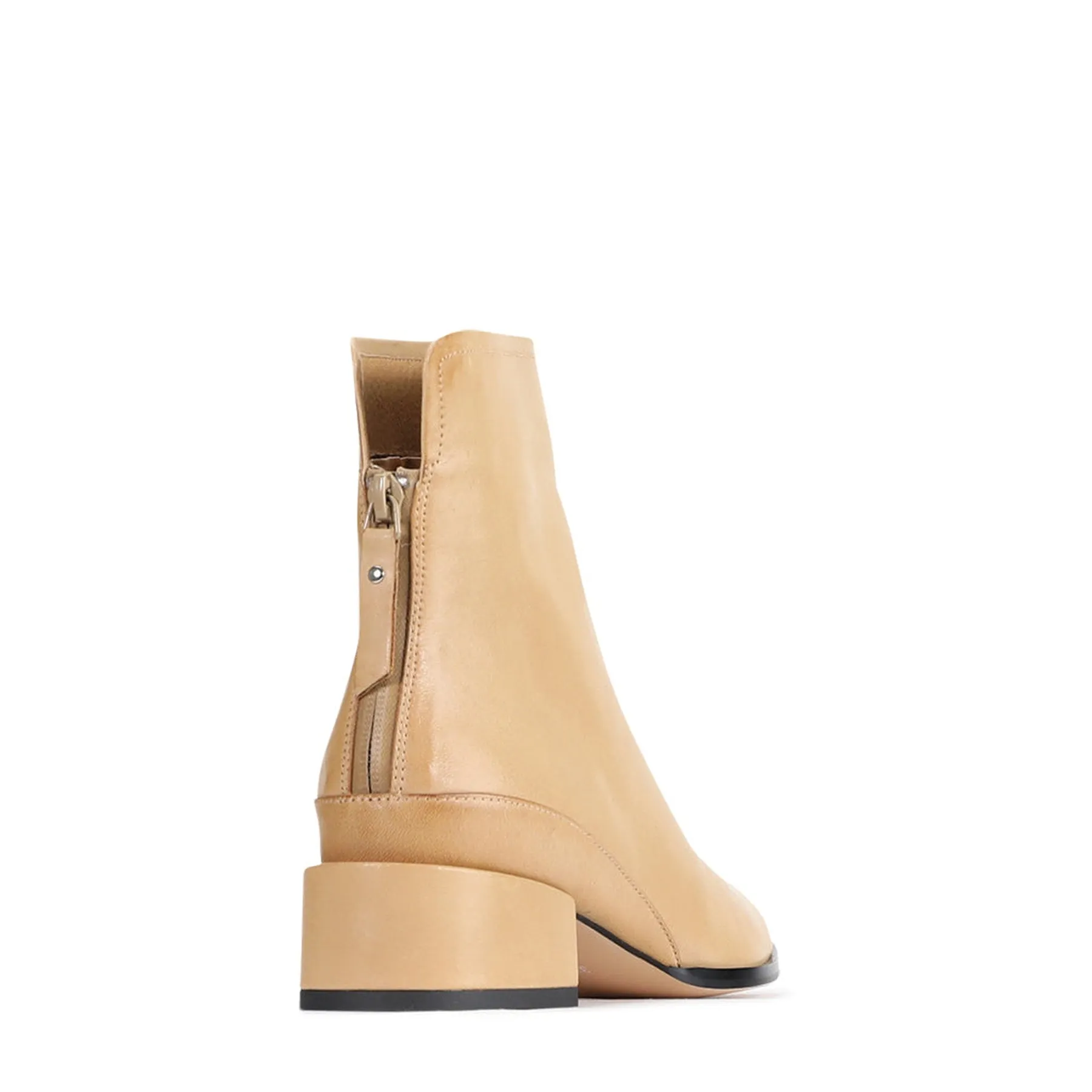 CAST LEATHER ARCHIVE ANKLE BOOT