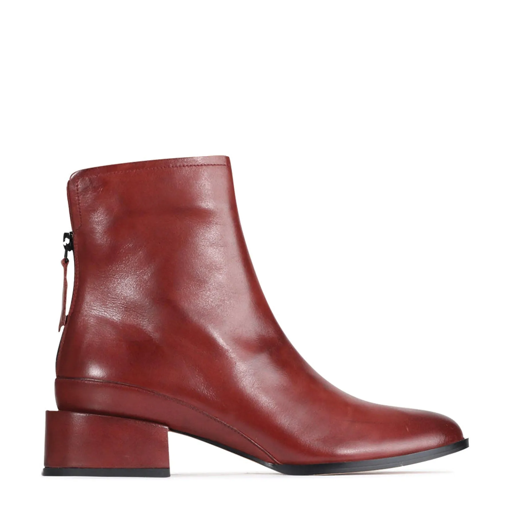 CAST LEATHER ARCHIVE ANKLE BOOT