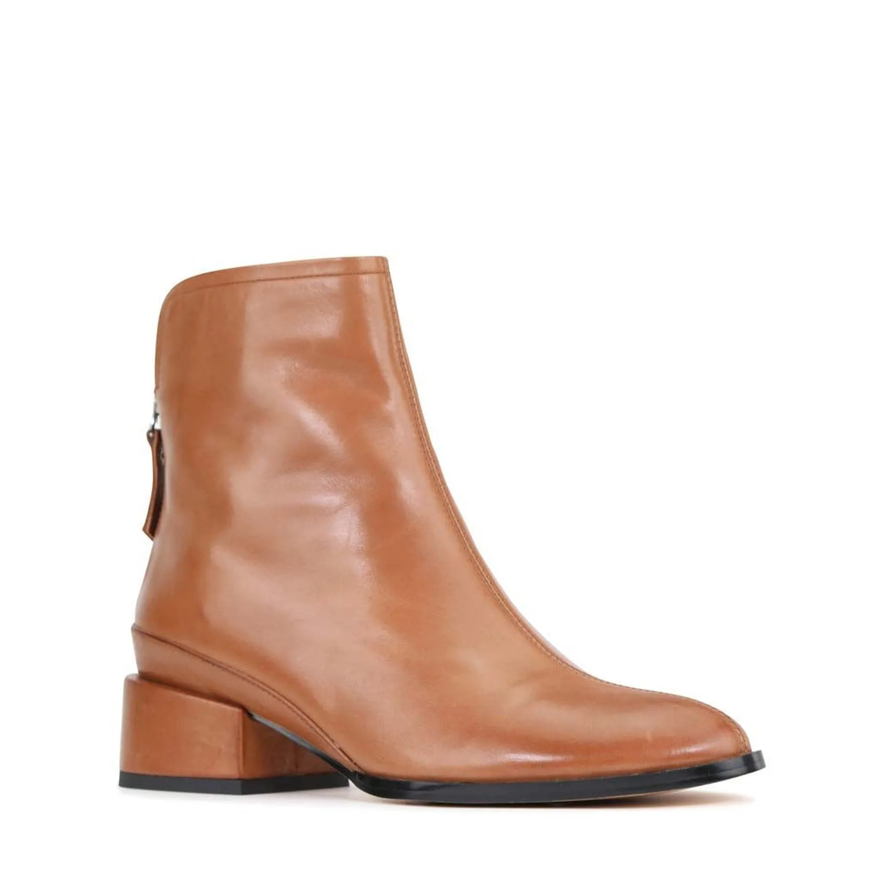 CAST LEATHER ARCHIVE ANKLE BOOT