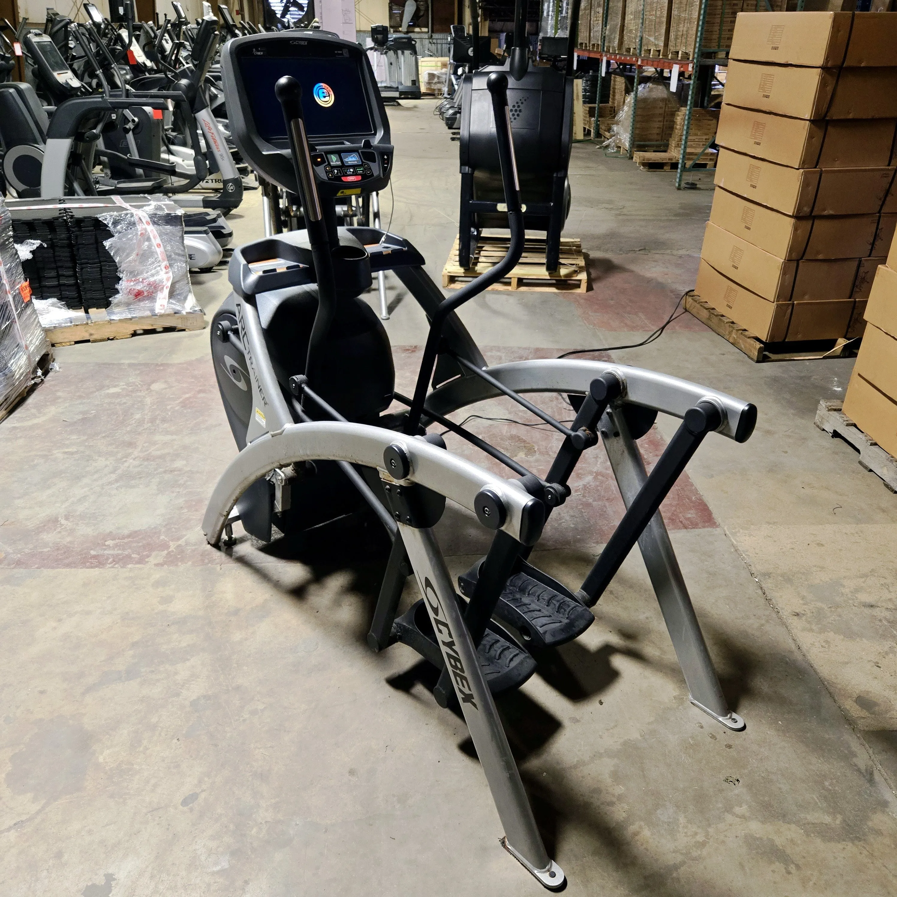 Cybex Arc Trainer 525AT Elliptical Crosstrainer