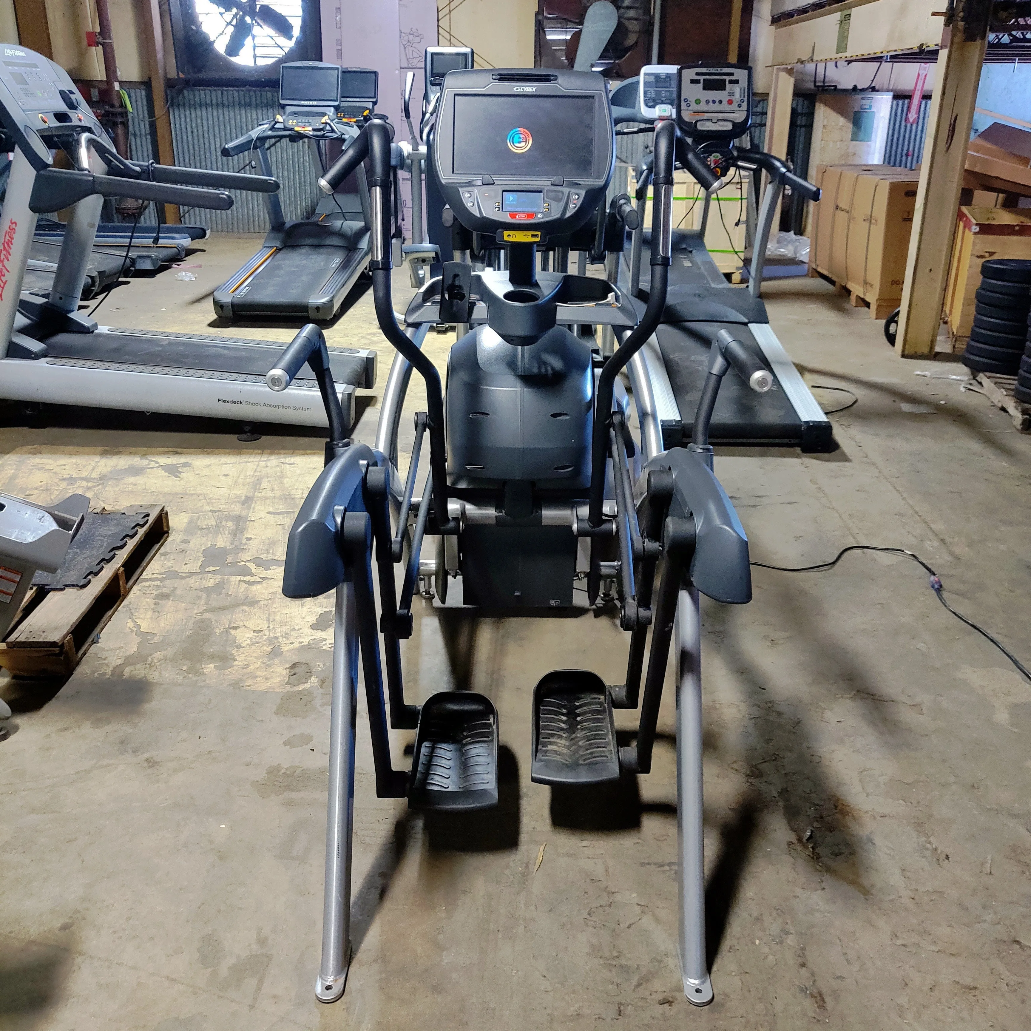 Cybex Arc Trainer 772AT Elliptical Crosstrainer