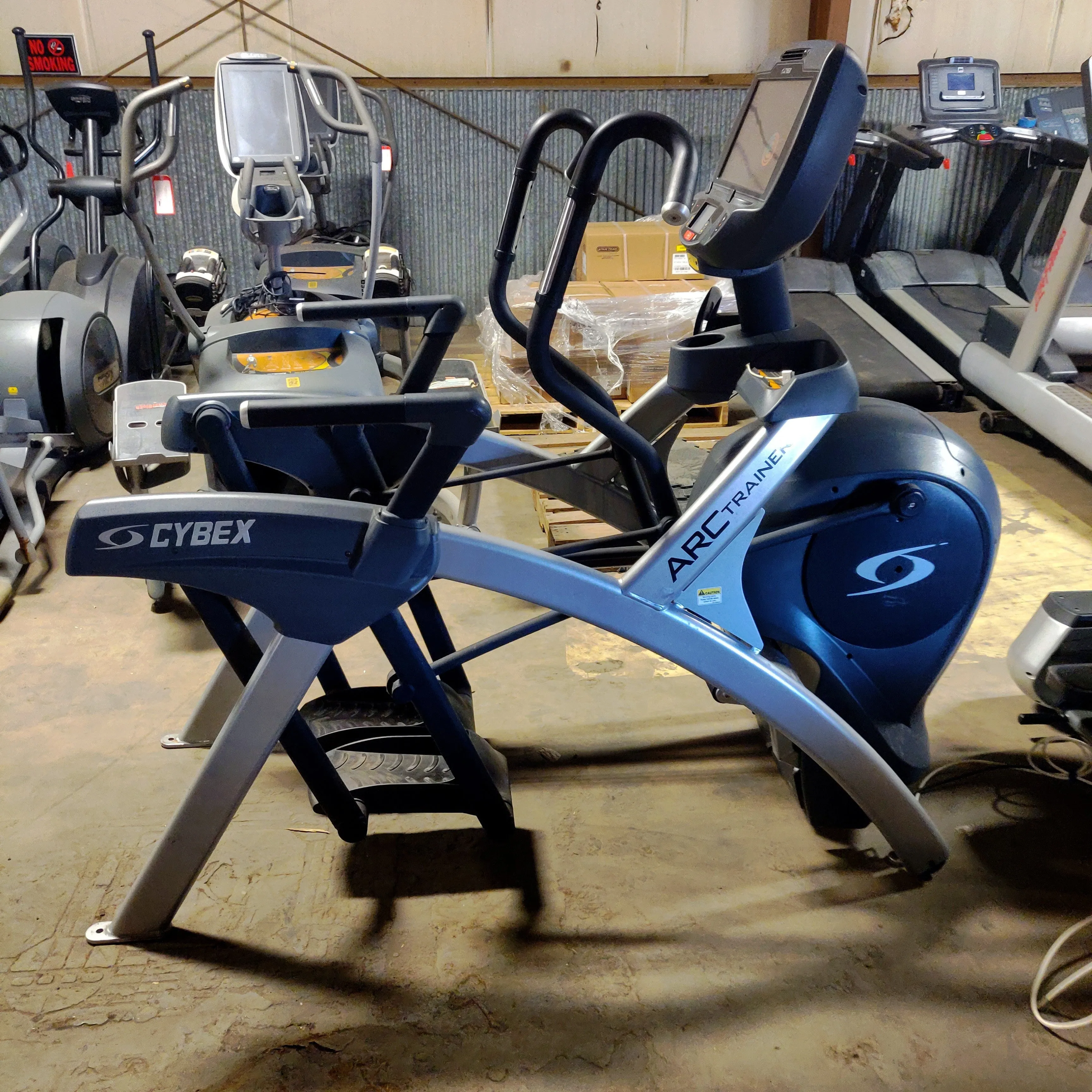 Cybex Arc Trainer 772AT Elliptical Crosstrainer