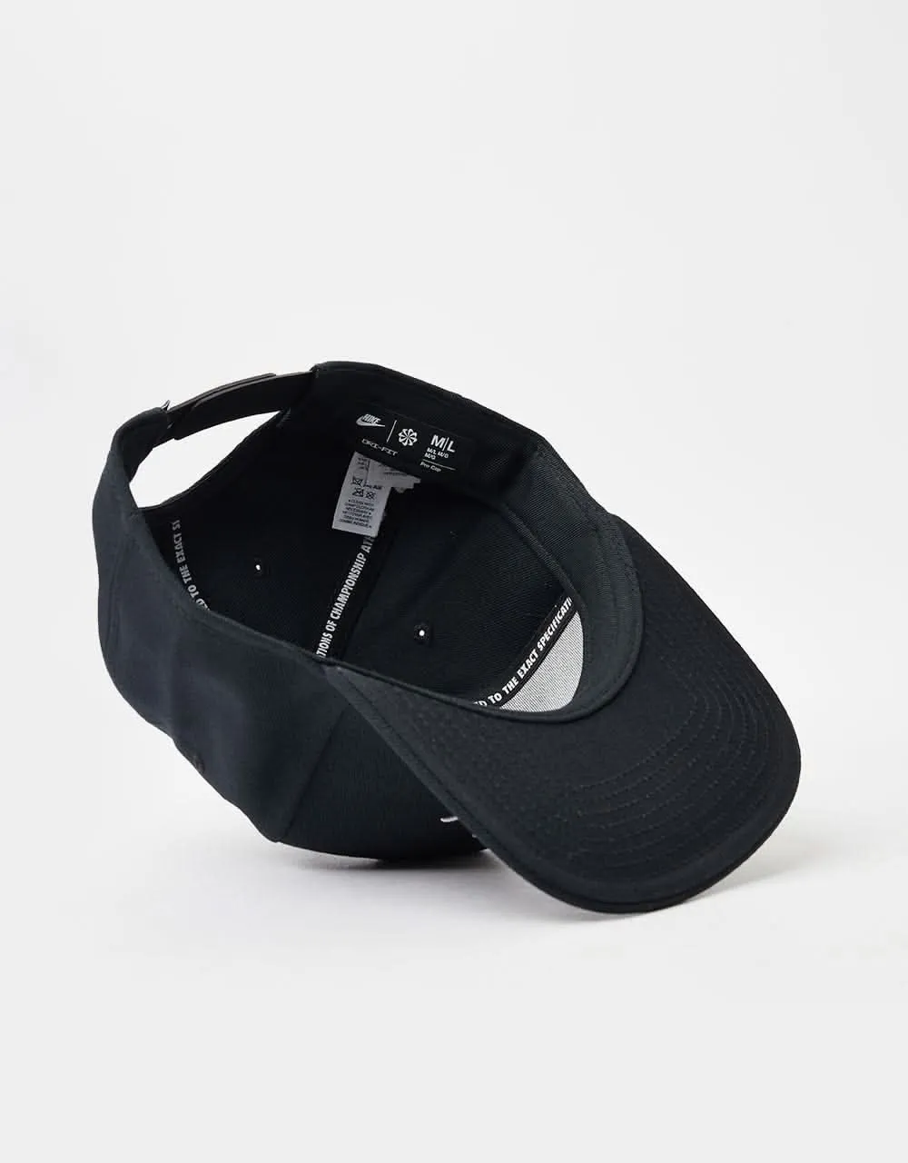 Nike Futura Dri-FIT Pro Structured Snapback Cap - Black/Black/Black/White