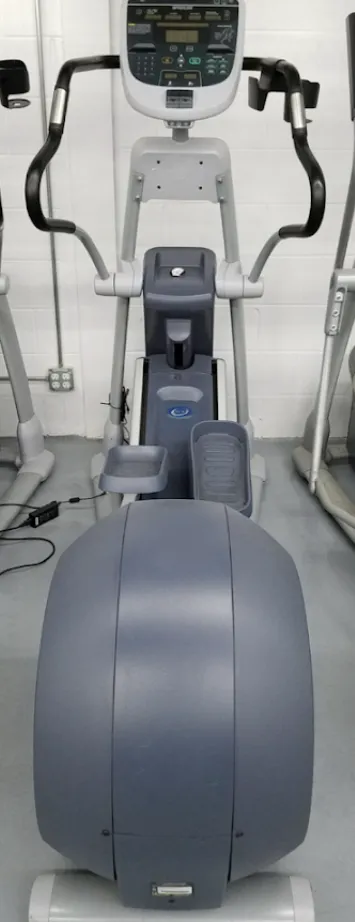 Precor EFX 833 Lower Body Elliptical