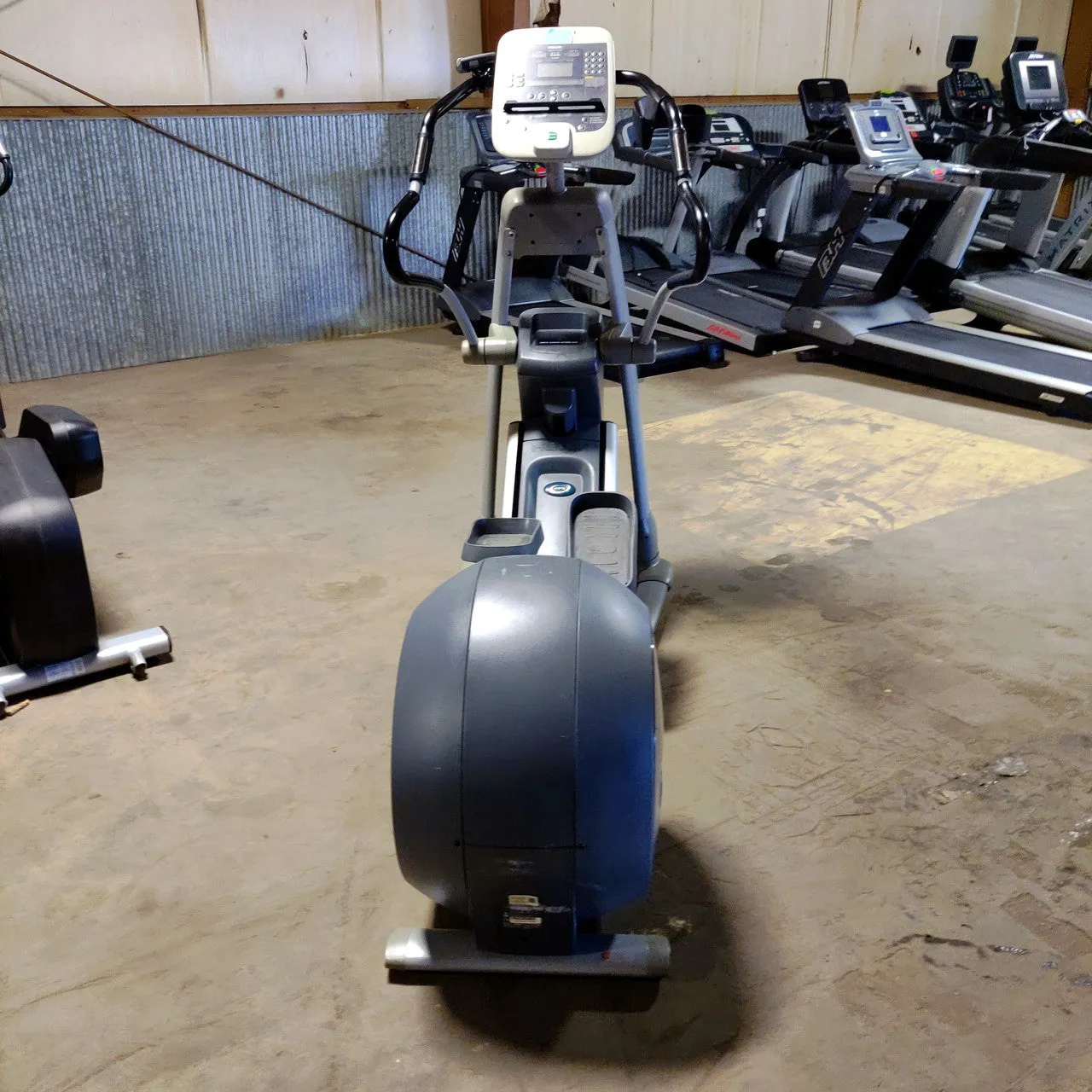 Precor Elliptical EFX 546i Commercial Grade